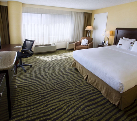 DoubleTree by Hilton Orange County Airport - Santa Ana, CA