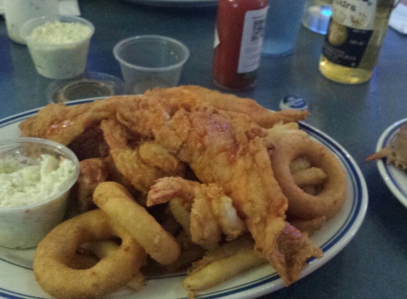 Bay Breeze Seafood Restaurant - Hampton, GA