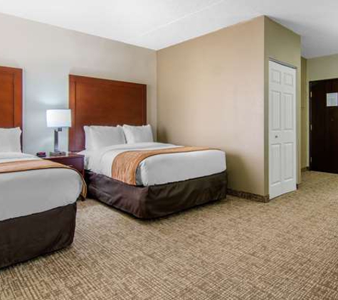 Comfort Inn & Suites - Wichita, KS