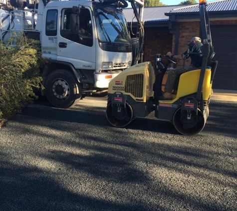 Lucas Road Sealing - Lake Albert, NSW