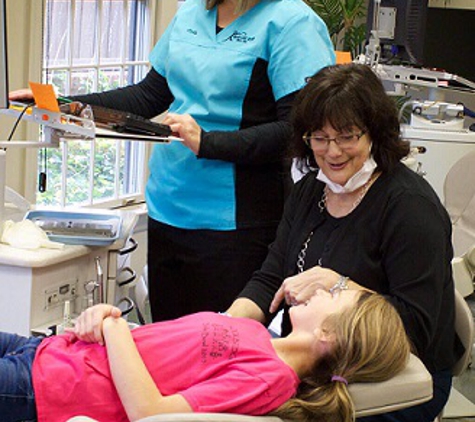 Koen Mary Cay DDS MS - Goodlettsville, TN