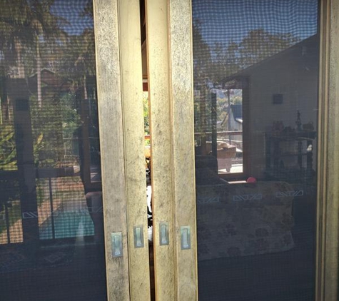 Teal Windows Pty Ltd - South Grafton, NSW. Teal charged me $10,000 for this oiling of window