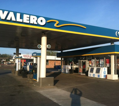 Valero Istop & Pizza