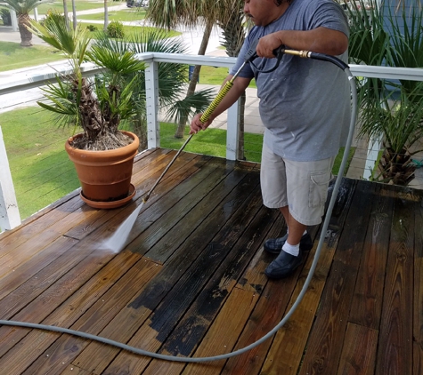 Longoria's Cleaning and More - Galveston, TX