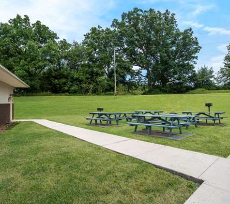 Quality Inn & Suites - Chambersburg, PA