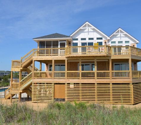 Griggs & Co. Homes, Inc. - Powells Point, NC. Custom-built oceanfront house in Southern Shores, NC