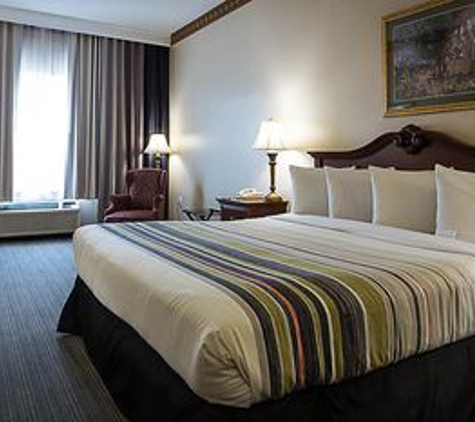 Country Inns & Suites - Waldorf, MD