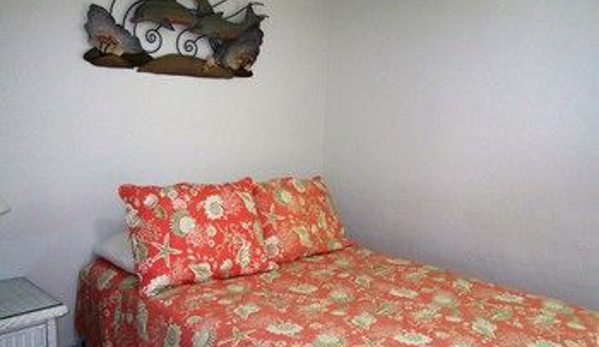 Tropical Winds Motel & Cottages - Sanibel Island, FL