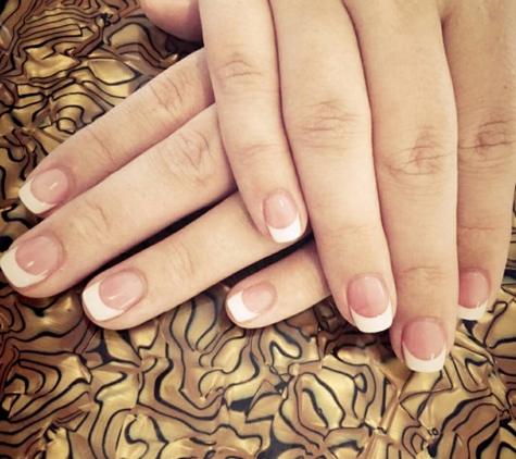 Beauty Nails & Tan - Cape Coral, FL