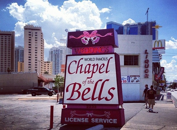 A Hollywood Wedding Chapel - Las Vegas, NV