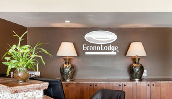 Econo Lodge - Dallas, TX