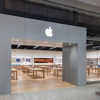 Apple Queens Center gallery