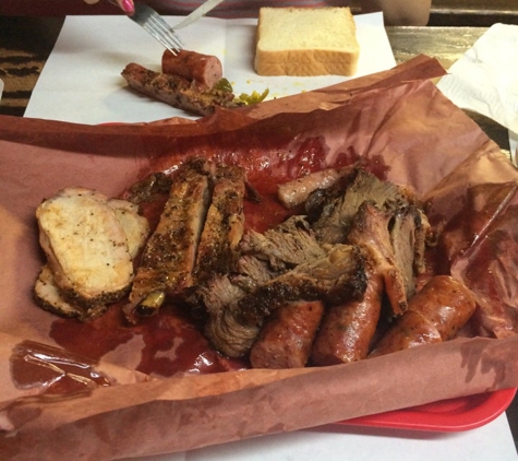 Coopers Old Time Pit BBQ - Llano, TX