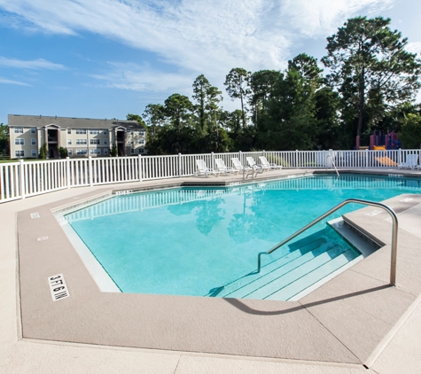 Windy Pines Apartments - Daytona Beach, FL