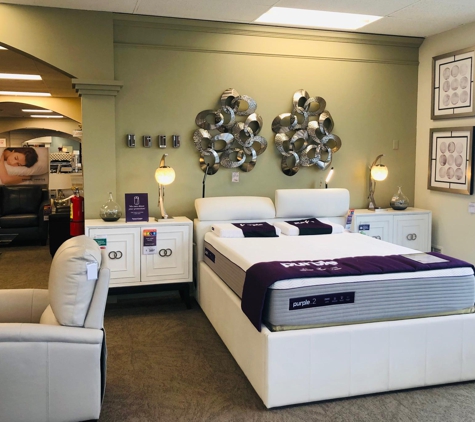 Raymour & Flanigan Furniture and Mattress Store - Patchogue, NY