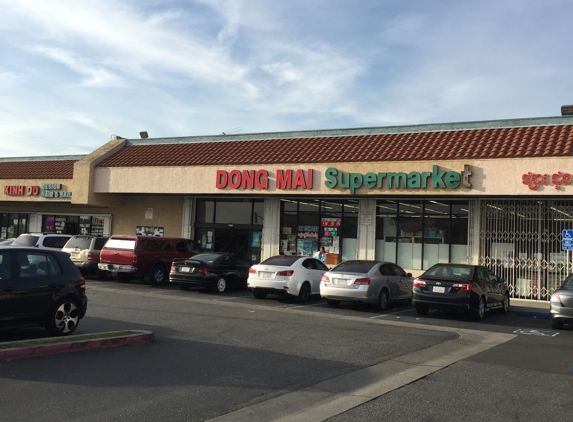 Dong Mai Supermarket - Long Beach, CA