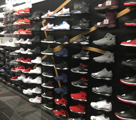 Hibbett Sports - Fairfield, AL