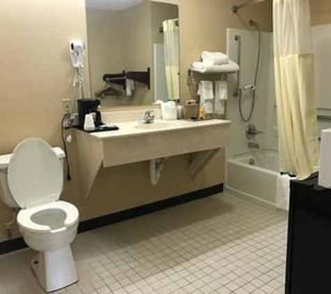 Americas Best Value Inn - North Little Rock, AR