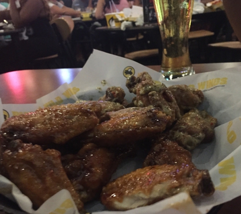 Buffalo Wild Wings - Daytona Beach, FL