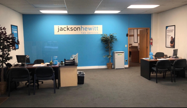 Jackson Hewitt Tax Service - Saint Paul, MN