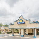 Days Inn by Wyndham Camp Springs/Andrews AFB DC Area - Motels