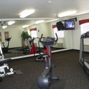 Oak Tree Inn - Motels