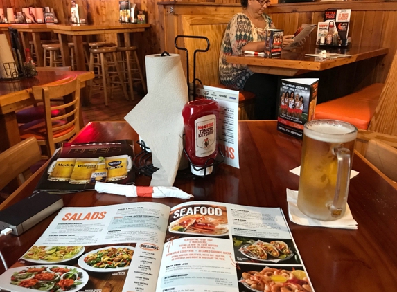 Hooters - Greenville, SC