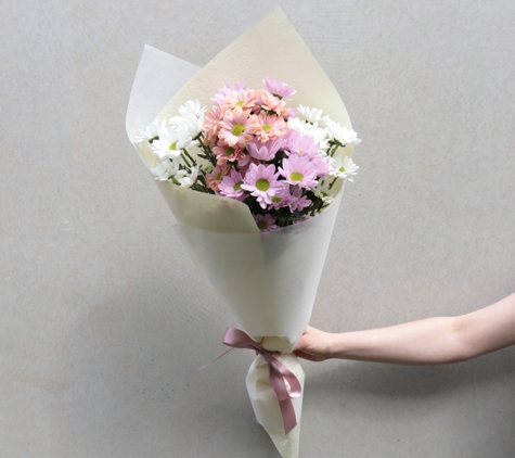 Flowers Across Melbourne - Preston, VIC