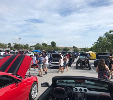 Tanger Outlets Palm Beach - West Palm Beach, FL