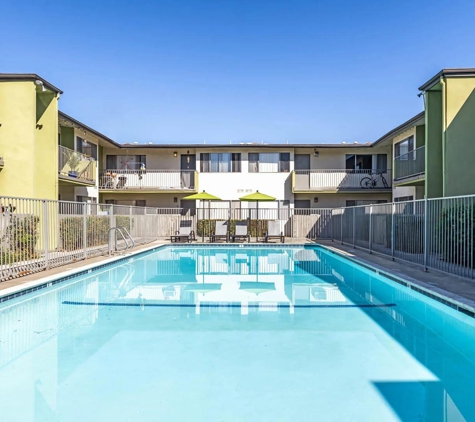 Sunset Square Apartments - West Covina, CA