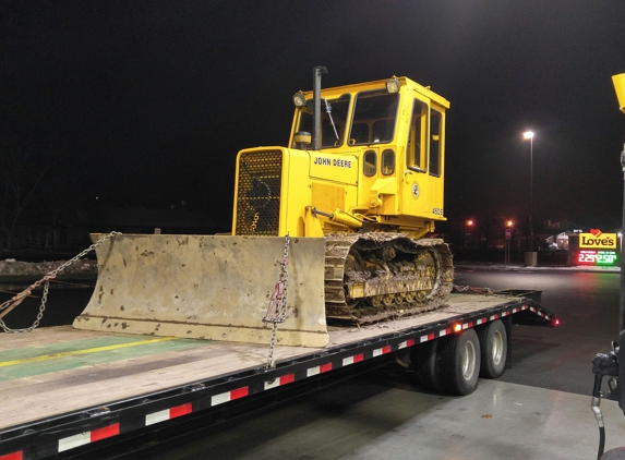 Lloyd Gifford Trucking - Galway, NY