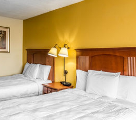 Econo Lodge - Byron, GA