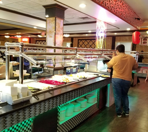 Yoki Buffett - Louisville, KY. One side of large buffet