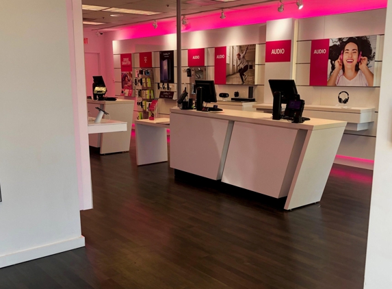 T-Mobile - Charlotte, NC