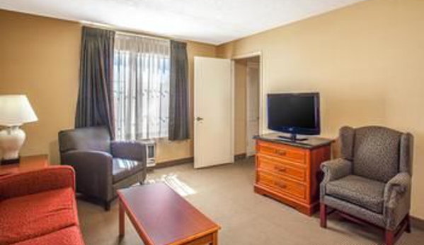 Ramada Inn #641 - Chatsworth, CA