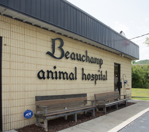 Beauchamp Animal Hospital - Franklin, TN