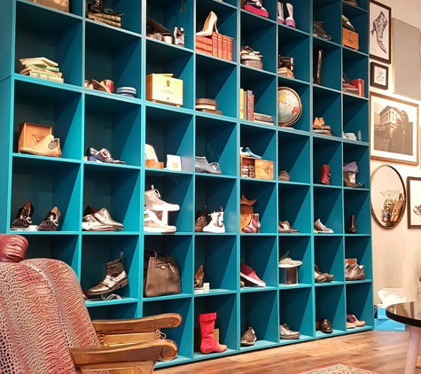 John Fluevog Shoes - Chicago, IL