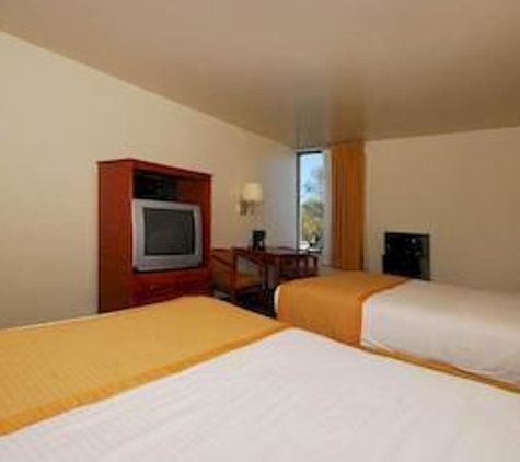 SureStay by Best Western East Brunswick - East Brunswick, NJ