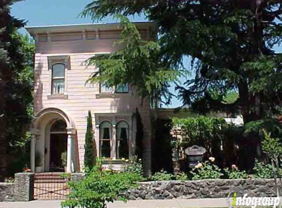 Camellia Inn - Healdsburg, CA