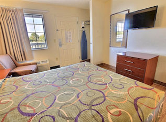 InTown Suites - Chesapeake, VA