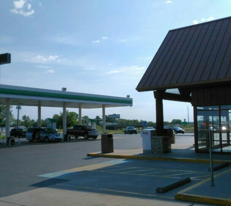 Petro Travel Center - Oak Grove, MO