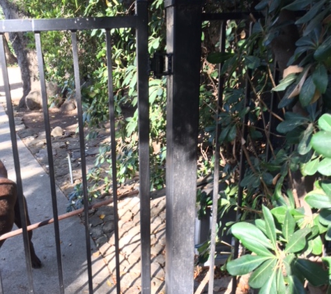 Court Security Systems Inc - Valencia, CA. fixed gate with new hinges