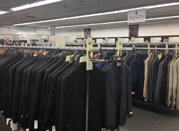 3 Day Suit Broker - Monrovia, CA