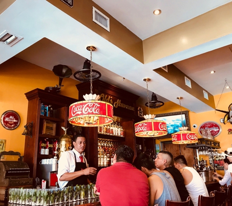 Old's Havana Cuban Bar & Cocina - Miami, FL