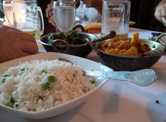 Taj Palace Indian Cuisine - Pacific Palisades, CA