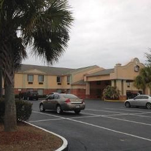 Baymont Inn & Suites - Hinesville, GA