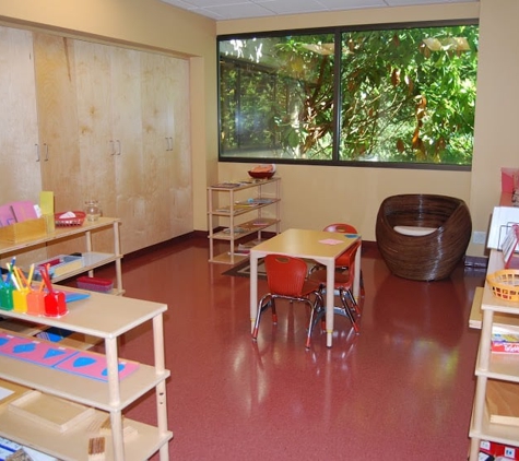 Living Montessori Education Community - Bellevue, WA