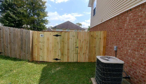 DHS Fence Company - Lebanon, TN. yard fence
Fence Company