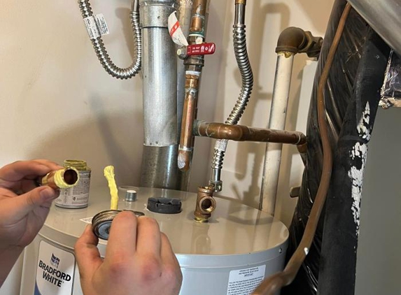 Squeaks Services Plumbing Heating & Air - Denver, CO