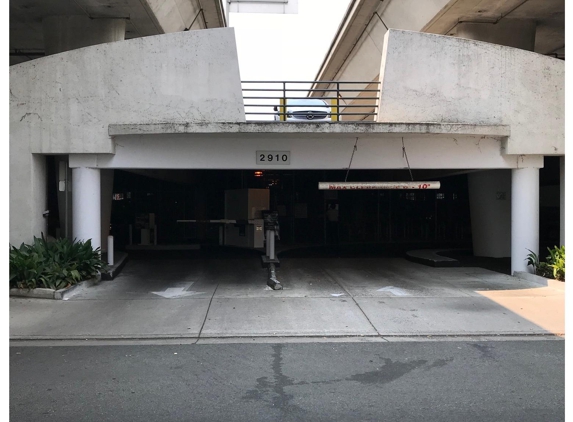 Ads Parking - Sacramento, CA